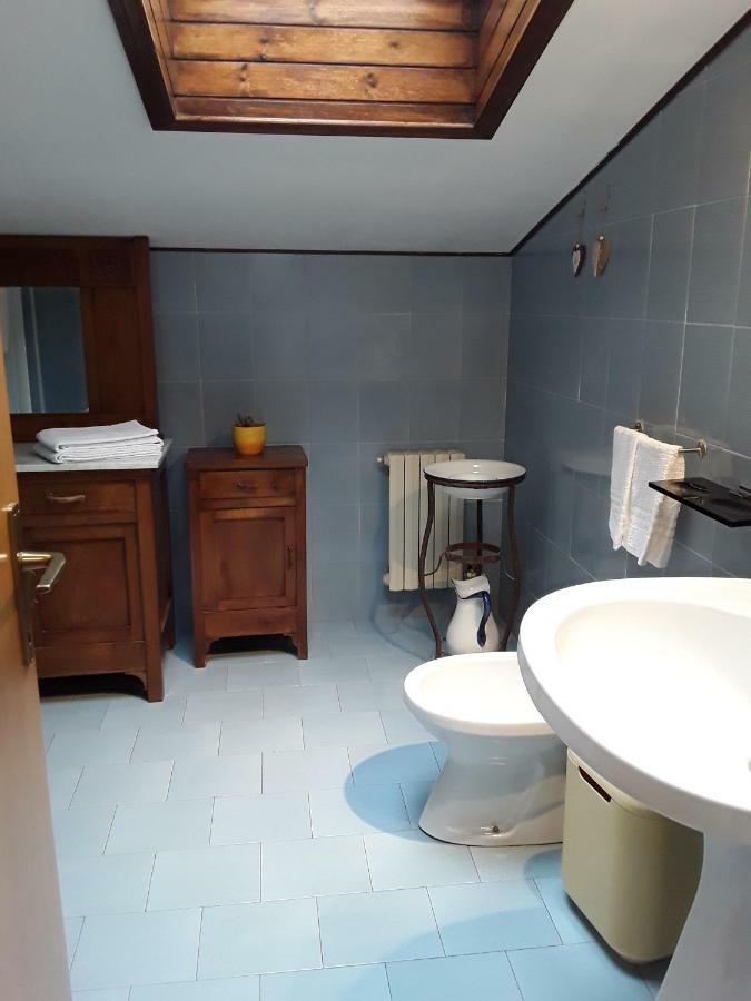 Camere Porto Vecchio Con Parcheggio A Pochi Passi Dal Castello Malcesine Bagian luar foto